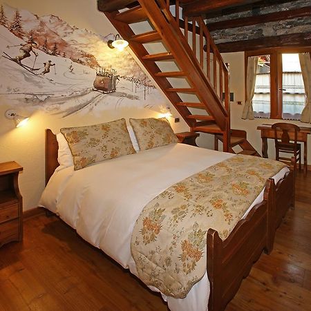 Chalet Chez Nous Oulx Dış mekan fotoğraf