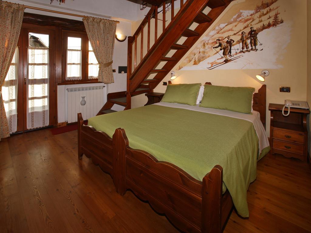 Chalet Chez Nous Oulx Dış mekan fotoğraf