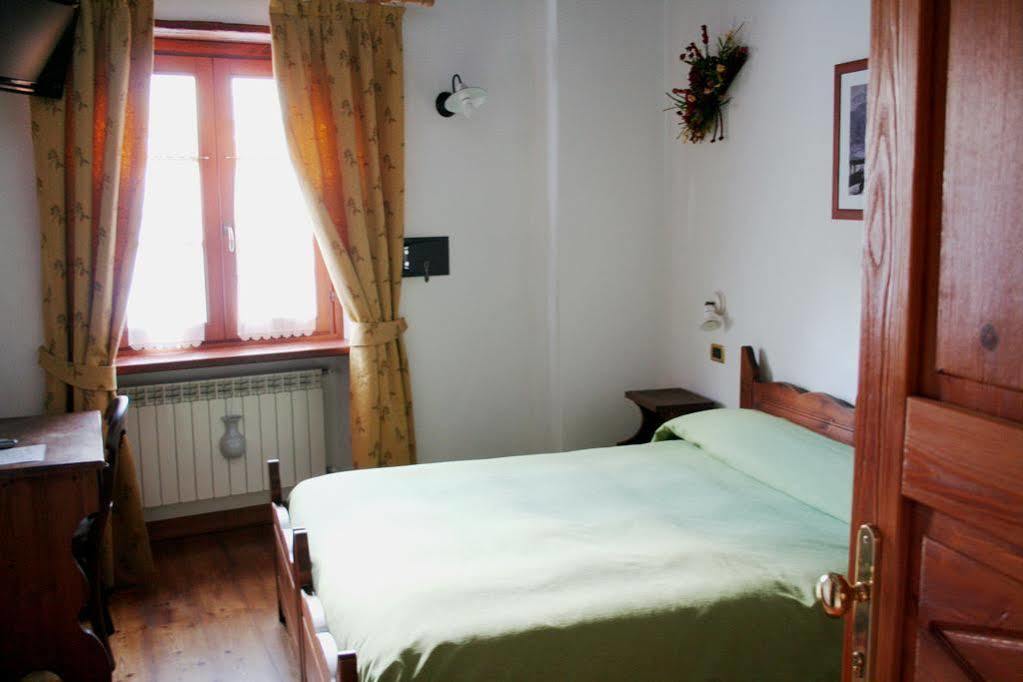 Chalet Chez Nous Oulx Dış mekan fotoğraf